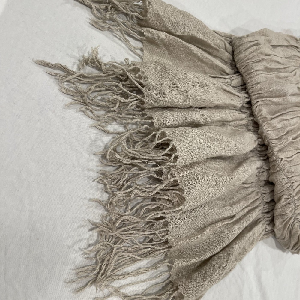 MDC NEW YORK Silk Cashmere Scarf‎ Beige Ruched Textured Fringe Luxury Basic Chic - Picture 3 of 7
